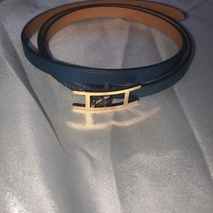 Hermès Hapi 3 bracelet in deep blue worn once